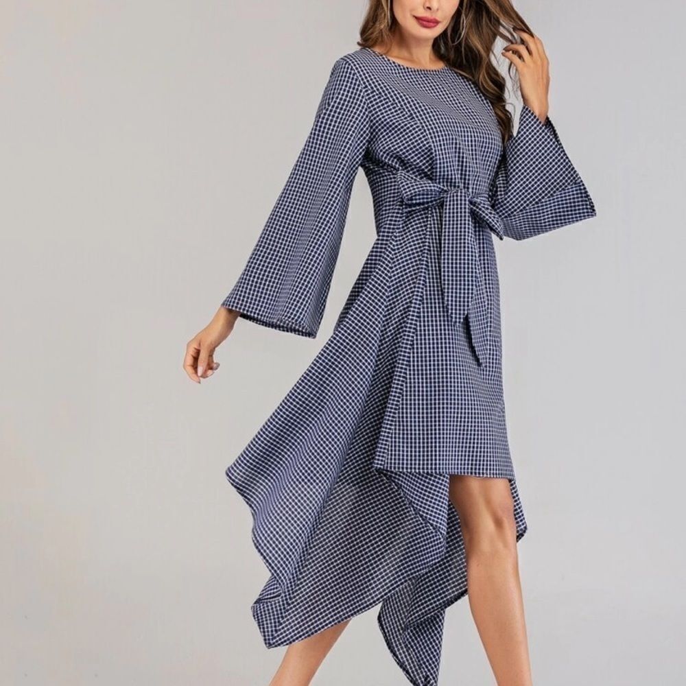 Plaid asymmetrical hem long sleeve dress - Picture 3 of 7